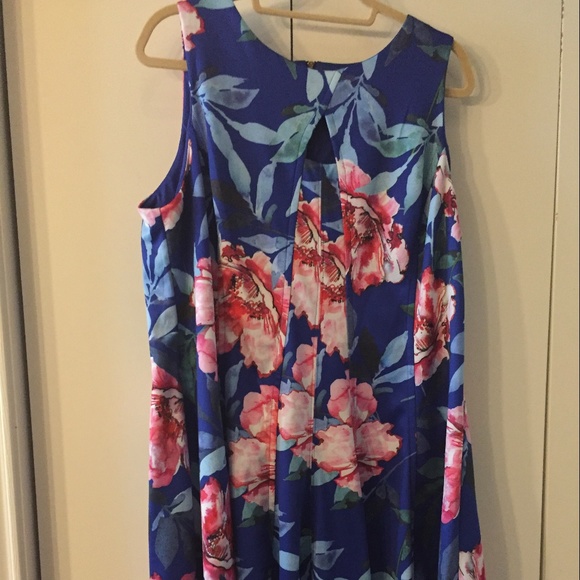 Dress Barn Dresses Aline Floral Dress Size 18 Poshmark